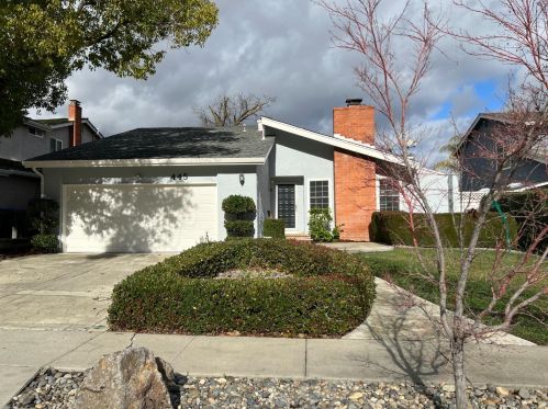 445 Beckham Dr, San Jose, CA 95123-5607