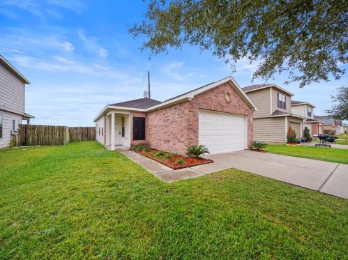 526 Enchanted Springs Dr, Richmond TX  77471-6422 exterior