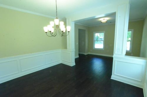 4736 Nopone Rd, Gainesville, GA 30506-3295