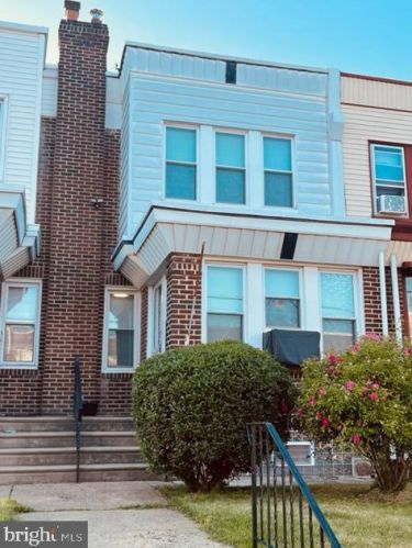 6256 Erdrick St, Philadelphia, PA 19135-3504