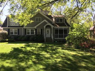 2855 Elliott Cir, Atlanta GA  30305-2726 exterior