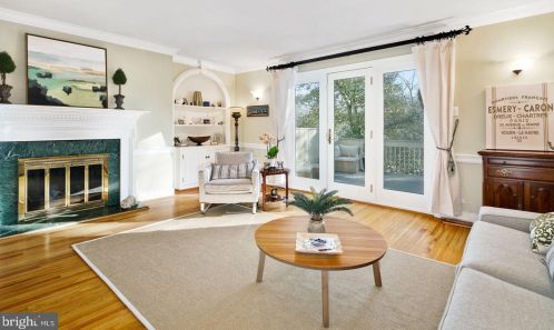 115 The Mews, Tavistock NJ exterior