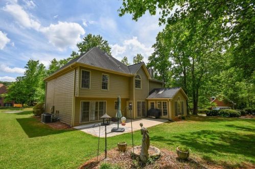 2315 Shore View Way, Suwanee, GA 30024-2923