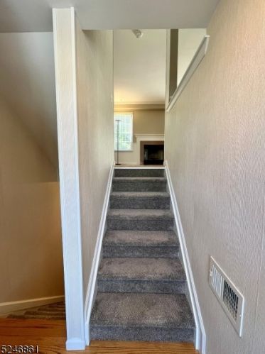 17 Rainier Ct, Hackettstown NJ  07840-2826 exterior