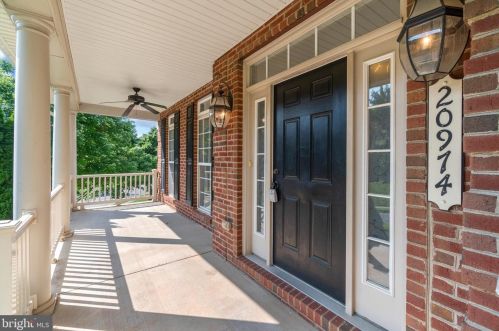 20974 Oneills Way, Leesburg, VA 20175-8894