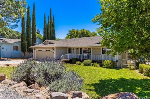 19093 Ravenhill Rd, Middletown, CA 95467-8225