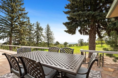 21967 Mountsfield, Lakewood CO 80401 exterior