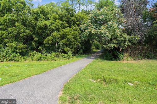 12313 Palermo Dr, Silver Spring MD 20904-1849 exterior