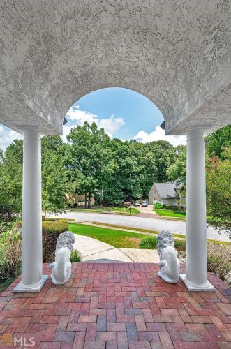 701 Deerwood Dr, Stockbridge GA  30281-6321 exterior