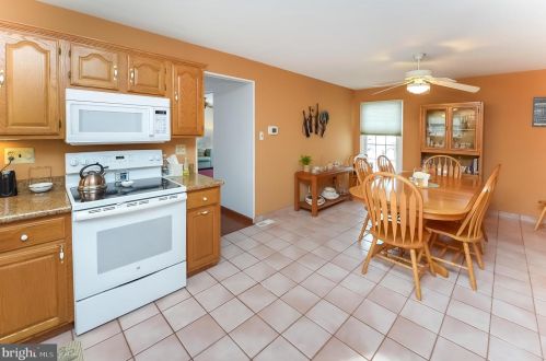 226 Nassau Dr, Haddonfield NJ exterior