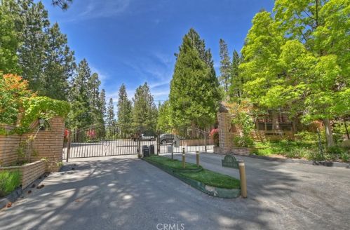180 Grass Valley Rd, Lake Arrowhead, CA