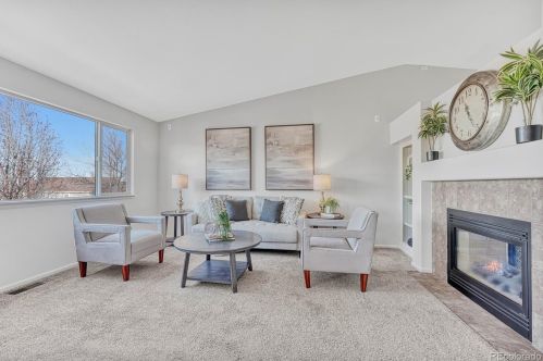 5647 Winnipeg St, Denver CO  80015-6767 exterior