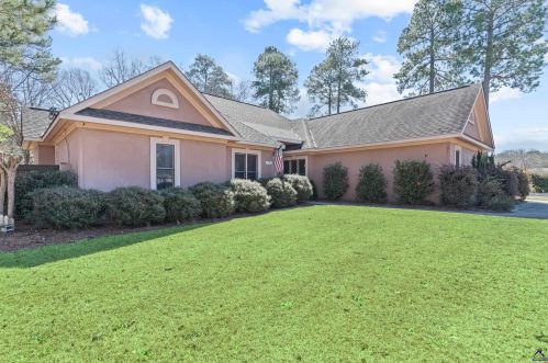 101 Summit Ct, Warner Robins, GA 31088-7564