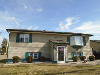 105 Grove St, Henderson, IL