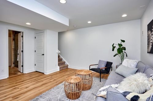 2670 Logan St, Denver CO  80210-4428 exterior