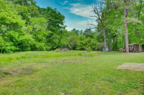 5805 Feldwood Rd, Atlanta GA  30349-2868 exterior