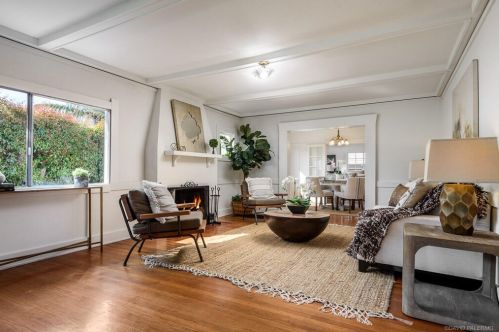 1735 Gillespie St, Santa Barbara, CA 93101-4641