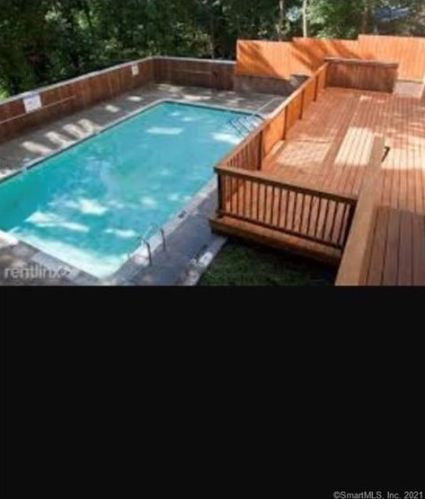 219 Broad St, Meriden CT  06450-6501 exterior
