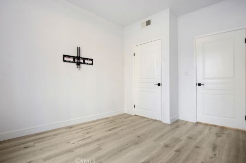 2117 Watermarke Pl, Irvine CA  92612-1698 exterior