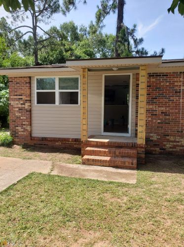 200 Valley Dr, Marshallville, GA 31030-3115