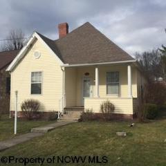 1113 Fleming Ave, White Hall, WV 26554-2341