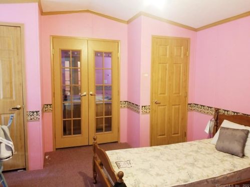 2 R And R Park, Killingly CT  06241-1114 exterior