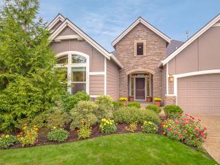 549 Ironwood Dr, Newberg, OR 97132-4033