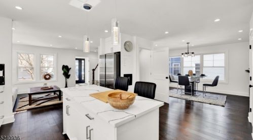 208 Indiana St, Maplewood NJ  07040-3404 exterior