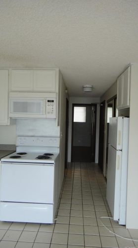 2211 Ala Wai Blvd, Honolulu, HI 96815-2437