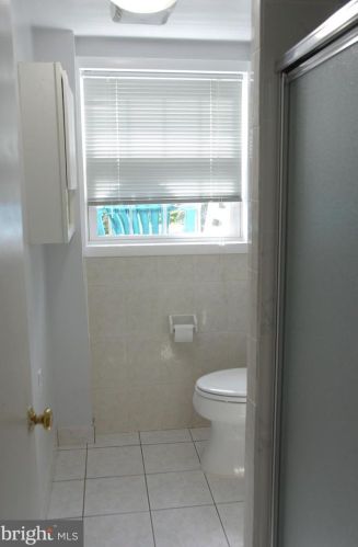 7635 Dunston St, Springfield VA  22151-2611 exterior