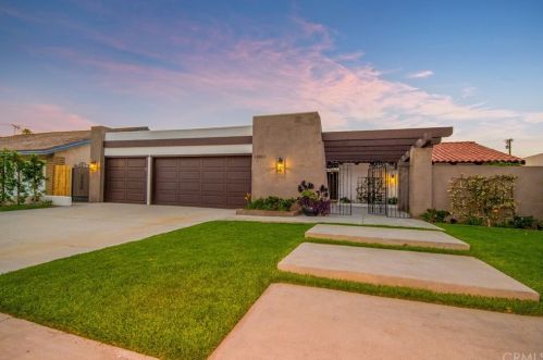 18011 Darmel Pl, Santa Ana, CA 92705-1923