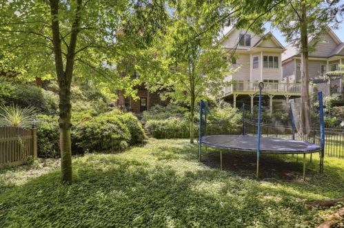 1520 Markan Dr, Atlanta GA  30306-2226 exterior