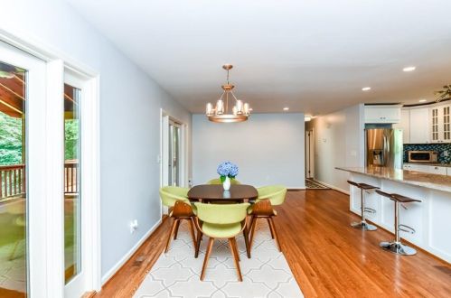 2228 Meadowvale Dr, Atlanta GA  30345-3543 exterior