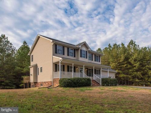 17310 Mays Run Dr, Woodford, VA 22580-2548
