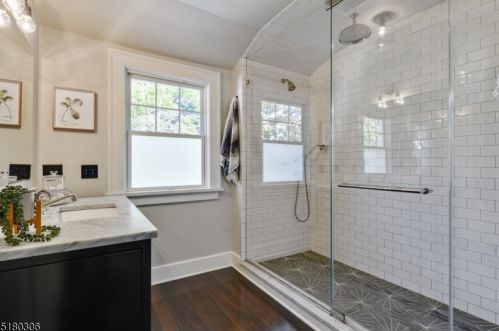 134 Maplewood Ave, Maplewood NJ  07040-1233 exterior