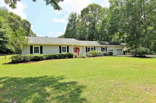 110 Chadwick Rd, Warner Robins, GA 31088-6402