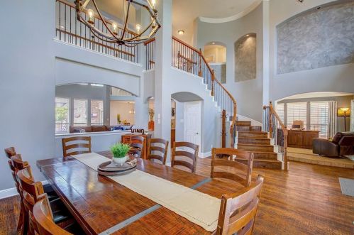 1408 Flowers Dr, Carrollton TX 75007-1470 exterior