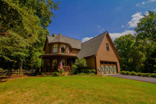 100 Willowood Dr, Vinton VA  24179-4441 exterior