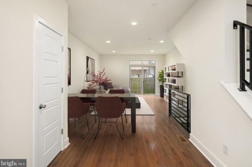 1315 20 St, Philadelphia PA 19146-4303 exterior