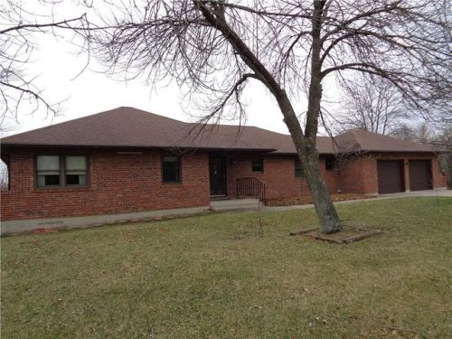 245 71st Rd, Warrensburg, MO 64093-7407