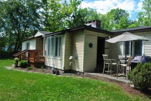 79 Elm Hill St, Weathersfield, VT 05156-2420
