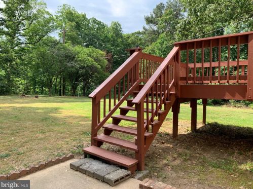 10617 Ann Davis Rd, Fredericksburg, VA 22408-2600