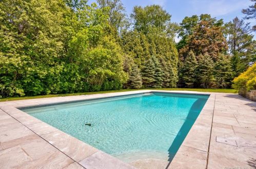 474 North St, Greenwich CT  06830-3443 exterior