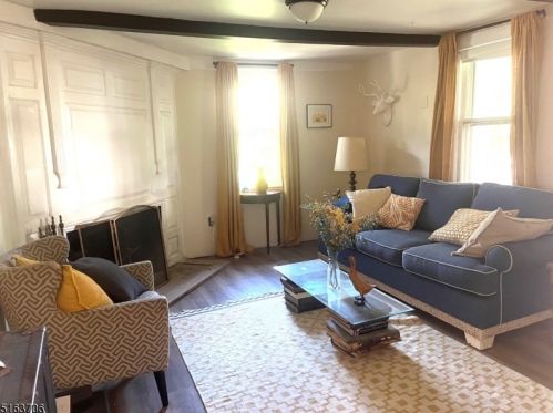 1069 Canal Rd, Princeton NJ  08540-8434 exterior