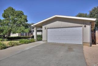874 Kingman Dr, Vacaville, CA 95687-5475