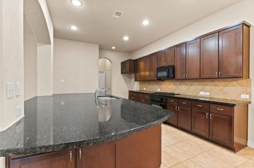 2042 Brodie Ln, Conroe TX  77301-7246 exterior