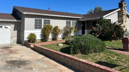 889 Ashley Dr, Simi Valley, CA 93065-4361