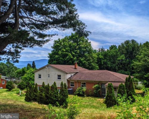 20 Court Ln, Richmond National Battlefiel, VA 22835-1056