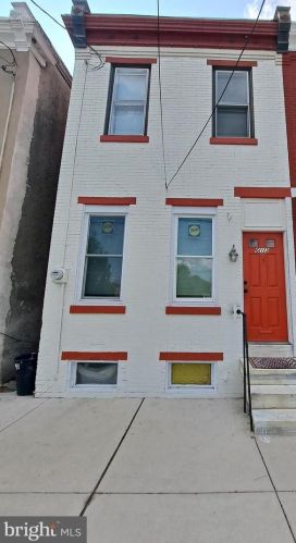 613 Front St, Camden NJ  08102-2129 exterior