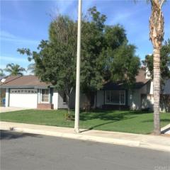9997 Rhinelander Dr, Riverside, CA 92503-5473